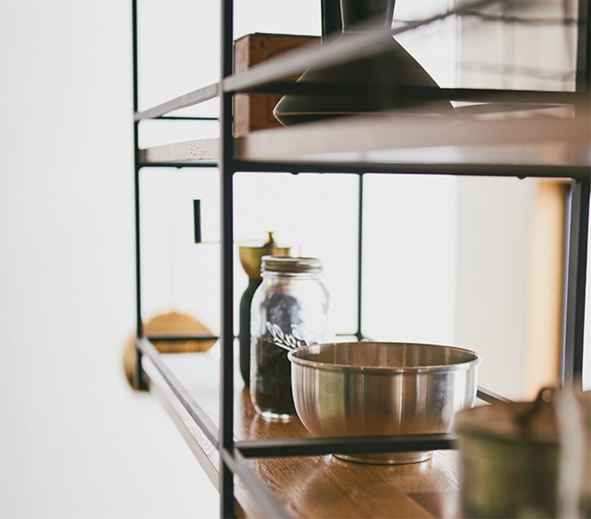 Frame kitchen 系列 松、橡木+鐵件